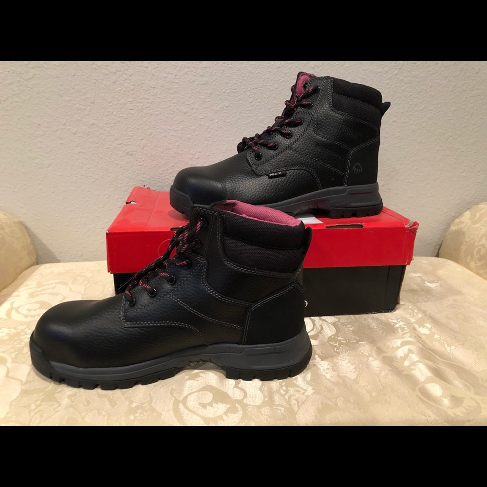 Women’s work boot